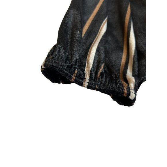 Striped On or Off Shoulder Dress Women’s Size L Black‎ & Beige mts - Picture 2 of 5